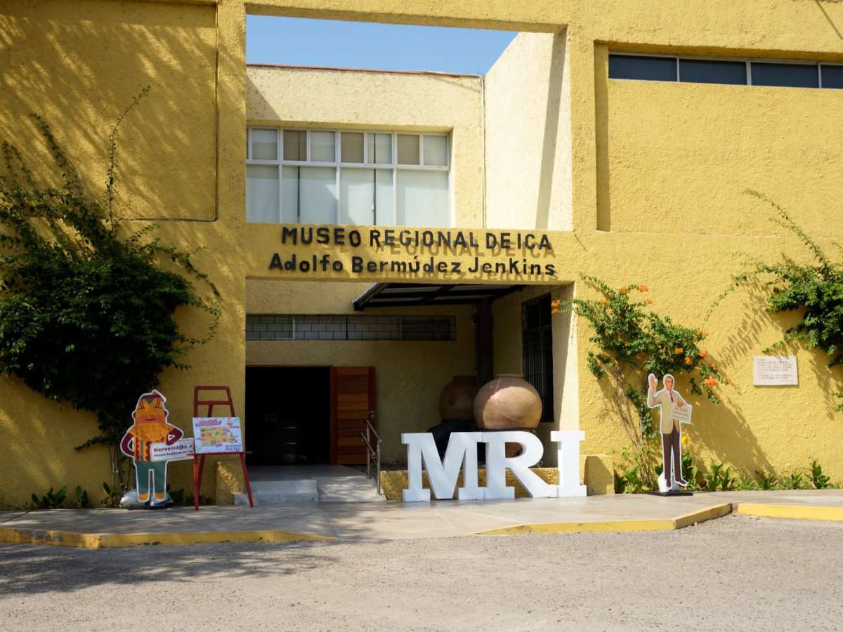 fachada del Museo Regional de Ica